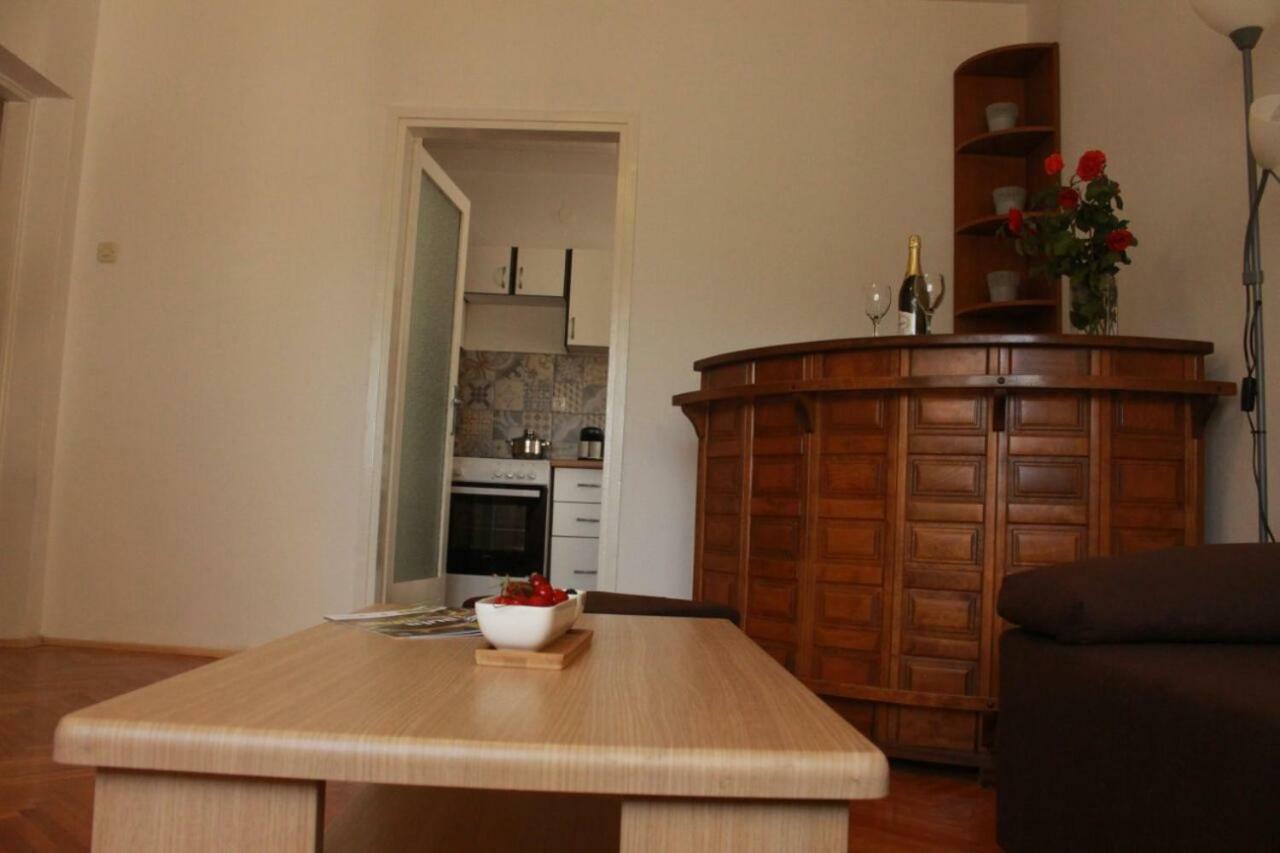 Apartment Monte Paradiso 普拉 外观 照片
