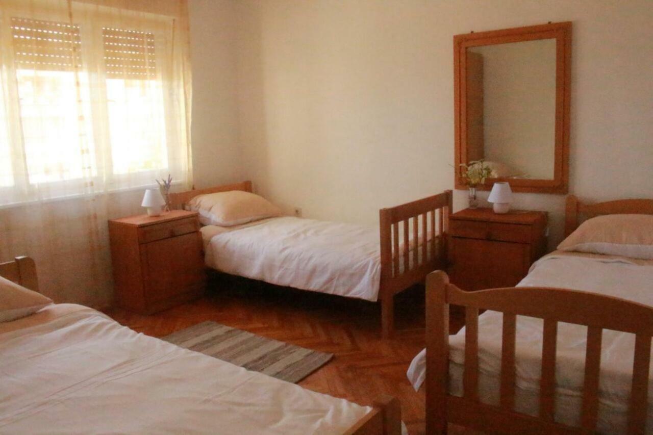 Apartment Monte Paradiso 普拉 外观 照片
