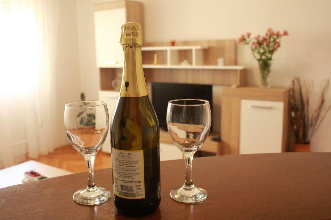 Apartment Monte Paradiso 普拉 外观 照片